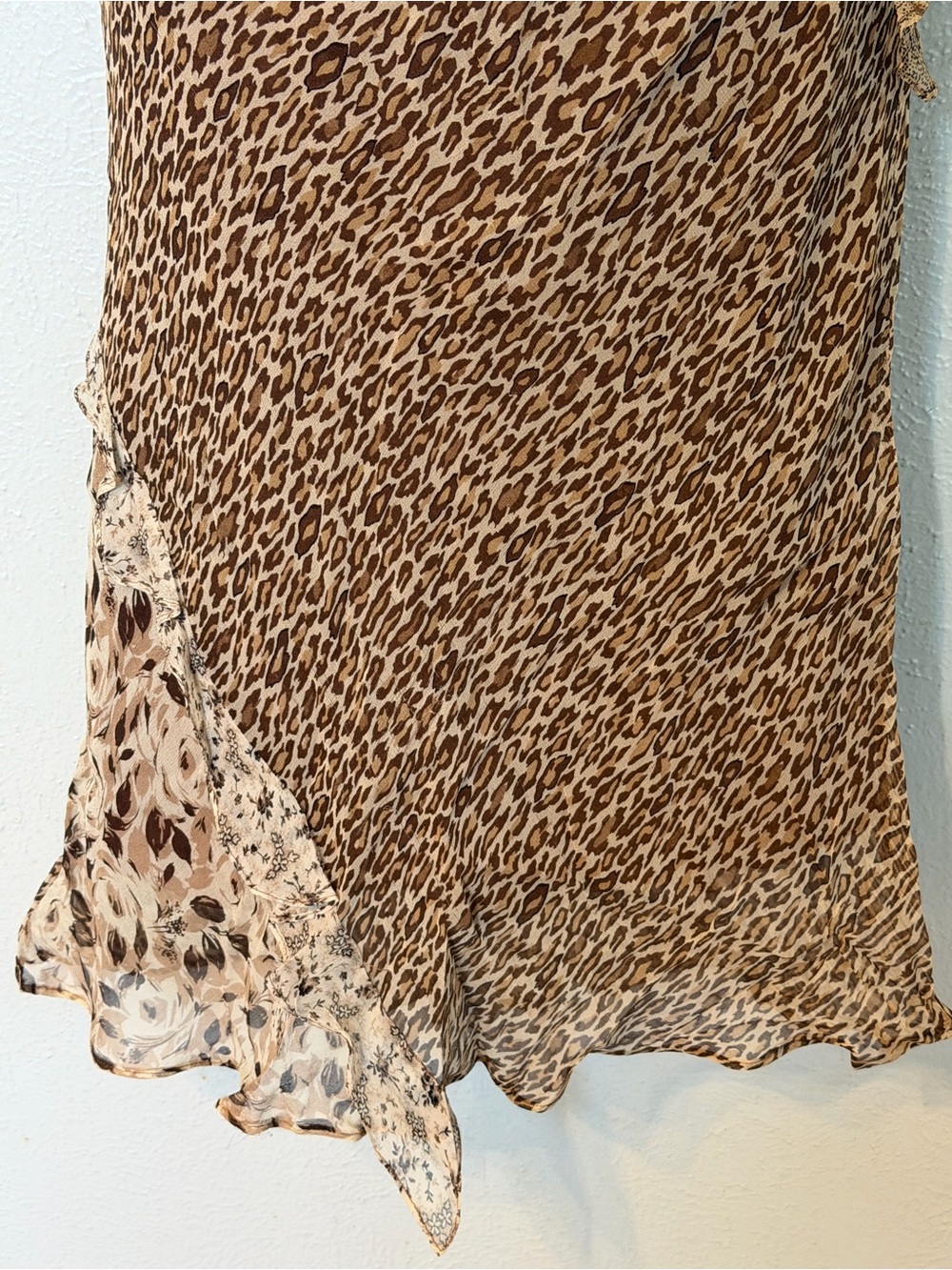 Y2K VTG 100% Silk Ruffle Tiered Floral & Leopard Print Asymmetrical Midi Dress 6 - Picture 5 of 11